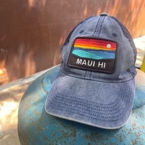 Great hat fits very comfortable